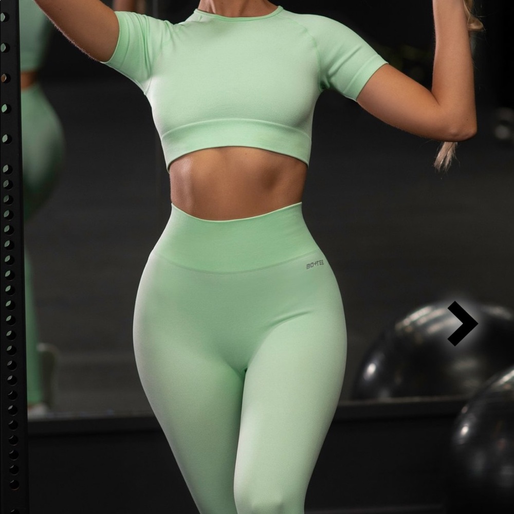 Bo+Tee Seamless Set